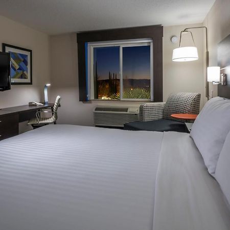 Holiday Inn Express Hotel & Suites Livermore By Ihg Bagian luar foto