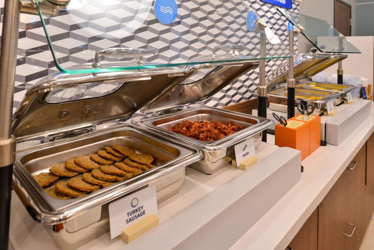 Holiday Inn Express Hotel & Suites Livermore By Ihg Bagian luar foto