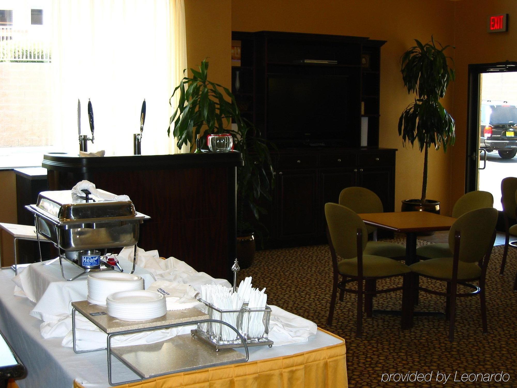 Holiday Inn Express Hotel & Suites Livermore By Ihg Restoran foto