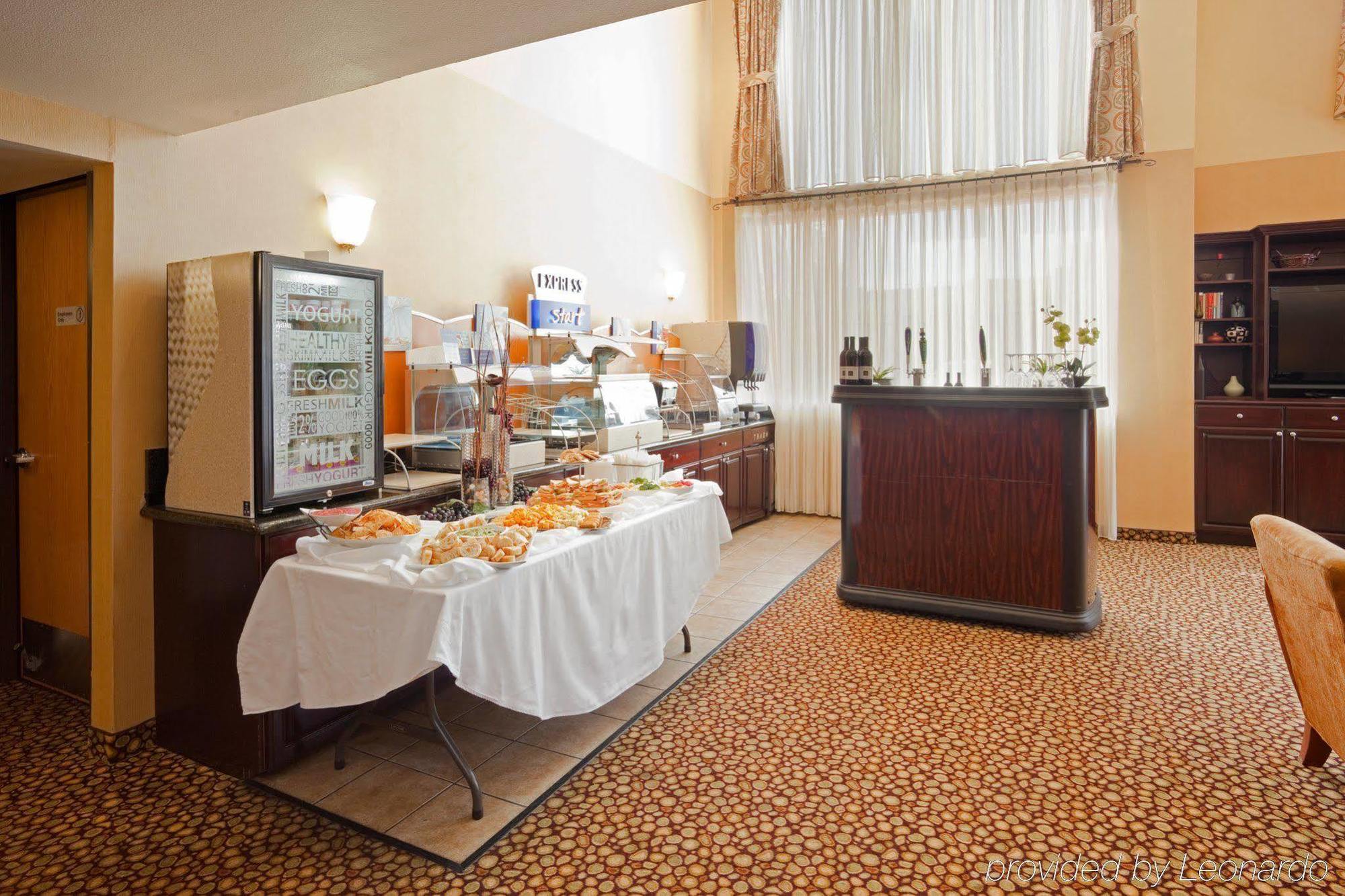 Holiday Inn Express Hotel & Suites Livermore By Ihg Bagian luar foto