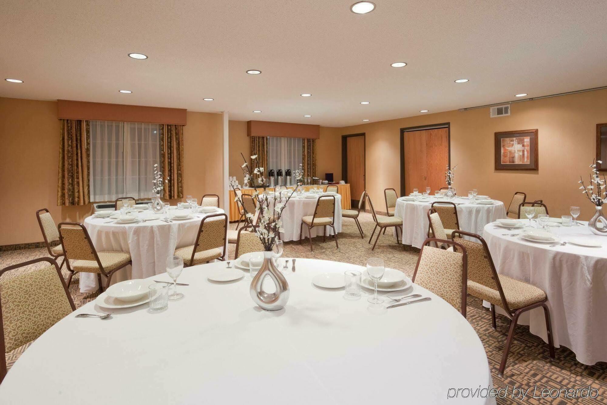 Holiday Inn Express Hotel & Suites Livermore By Ihg Restoran foto