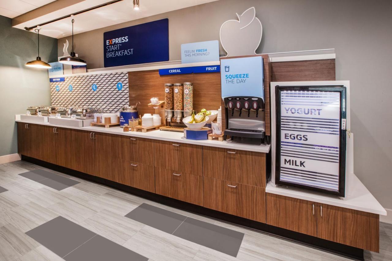 Holiday Inn Express Hotel & Suites Livermore By Ihg Bagian luar foto